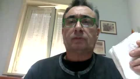 Snapshot of massimoxgiulia chatting on December 2024 12:58:02 PM massimoxgiulia online show from December 2024 12:58:02 PM
