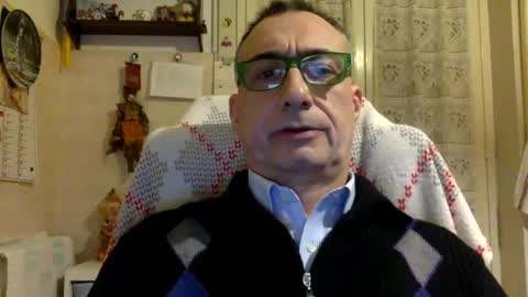 Snapshot of massimoxgiulia chatting on January 2025 08:18:02 PM massimoxgiulia online show from January 2025 08:18:02 PM