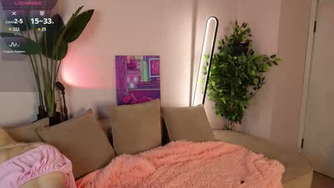 Maya online show from October 2025 04:29:01 AM