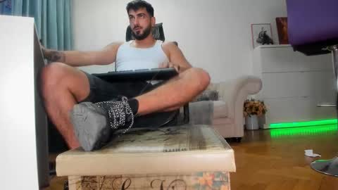 Snapshot of master9four chatting on September 2025 04:20:01 PM Matthew online show from September 2025 04:20:01 PM