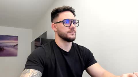 Alex online show from December 2025 06:19:01 AM