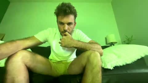 Snapshot of master_louie chatting on October 2025 06:50:01 PM muskyjockdick online show from October 2025 06:50:01 PM