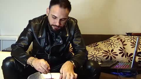 Snapshot of master_roberto333 chatting on February 2025 06:49:02 PM SIR online show from February 2025 06:49:02 PM