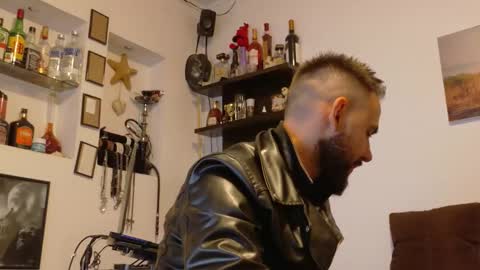 Snapshot of master_roberto333 chatting on October 2025 05:22:01 PM SIR online show from October 2025 05:22:01 PM