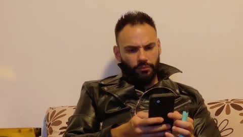 Snapshot of master_roberto333 chatting on October 2025 09:37:01 PM SIR online show from October 2025 09:37:01 PM