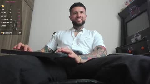 Snapshot of master_steven_01 chatting on March 2026 10:49:02 PM steven online show from March 2026 10:49:02 PM