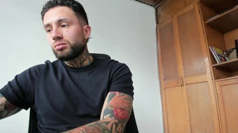 Snapshot of master_steven_01 chatting on April 2026 04:24:02 PM steven online show from April 2026 04:24:02 PM