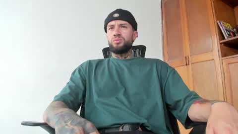 Snapshot of master_steven_01 chatting on May 2026 03:50:02 PM steven online show from May 2026 03:50:02 PM