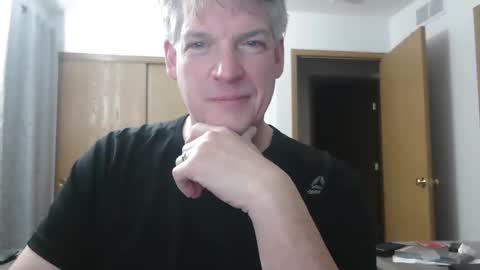 Snapshot of master_thorn chatting on January 2025 03:38:01 AM Master Thorn online show from January 2025 03:38:01 AM