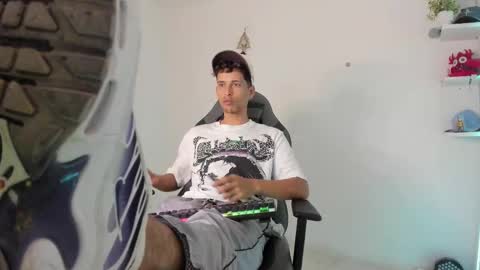 Snapshot of masteralda09 chatting on March 2026 03:40:01 PM Alpha junior online show from March 2026 03:40:01 PM