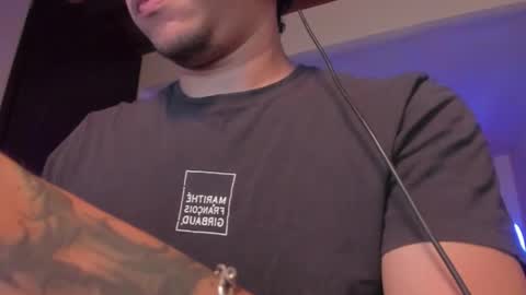 Snapshot of masterjuanc chatting on October 2025 11:17:02 PM Juan Independent Model online show from October 2025 11:17:02 PM