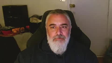 Snapshot of mastermcgirt chatting on September 2025 08:30:02 AM Dave online show from September 2025 08:30:02 AM