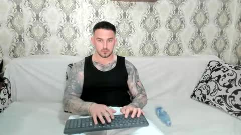 Jon online show from April 2026 09:09:02 PM