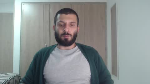 Snapshot of masterofinfatuation chatting on December 2024 02:09:01 AM online show from December 2024 02:09:01 AM