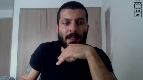 Snapshot of masterofinfatuation chatting on December 2024 09:13:02 PM online show from December 2024 09:13:02 PM