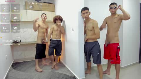 Snapshot of masters_sexx chatting on January 2025 02:39:01 PM Team Cris Darwin- Fernando- Stiven- David online show from January 2025 02:39:01 PM