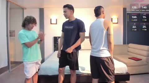 Snapshot of masters_sexx chatting on March 2025 11:28:01 AM Team Cris Darwin- Fernando- Stiven- David online show from March 2025 11:28:01 AM