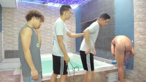 Snapshot of masters_sexx chatting on September 2025 11:35:01 AM Team Cris Darwin- Fernando- Stiven- David online show from September 2025 11:35:01 AM