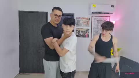 Team Cris Darwin- Fernando- Stiven- David online show from June 2026 11:03:02 AM