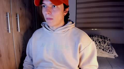 mastrangelo_x online show from April 2026 02:51:02 AM