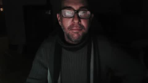 Snapshot of mat11efou chatting on December 2024 10:34:02 PM mat11efou online show from December 2024 10:34:02 PM