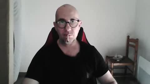 Snapshot of mat11efou chatting on March 2026 10:22:02 AM mat11efou online show from March 2026 10:22:02 AM