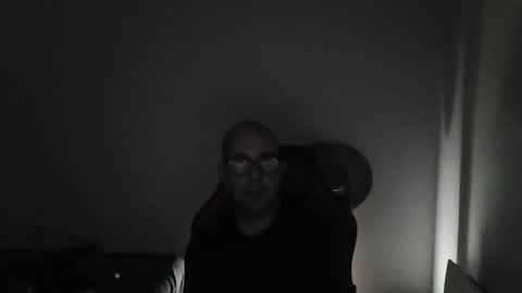 Snapshot of mat11efou chatting on April 2026 01:14:01 AM mat11efou online show from April 2026 01:14:01 AM