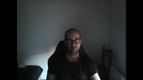 Snapshot of mat11efou chatting on April 2026 05:58:02 AM mat11efou online show from April 2026 05:58:02 AM