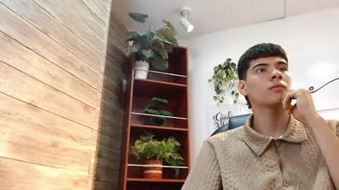 MATEO online show from May 2026 07:30:02 PM