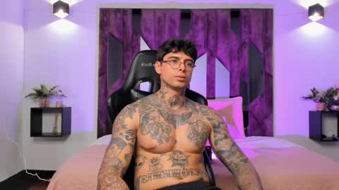 mateo_dilucajs1 online show from September 2025 10:20:01 PM