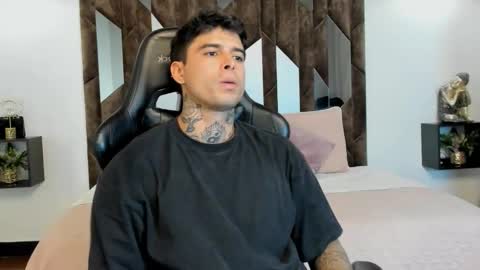 mateo_dilucajs1 online show from September 2025 08:03:01 PM