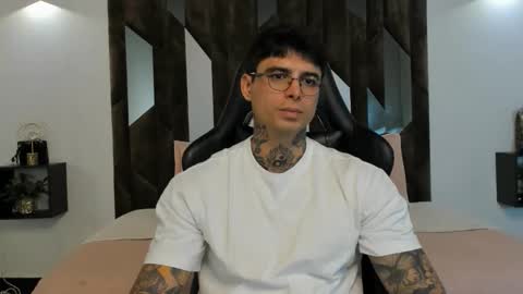 mateo_dilucajs1 online show from September 2025 07:19:02 PM