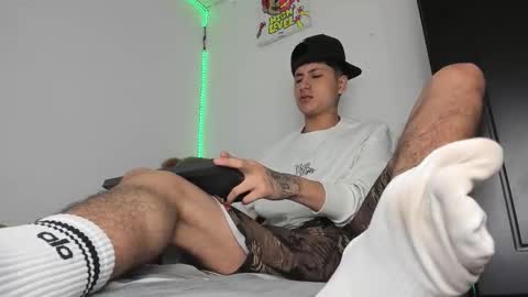 mateo_escobar online show from February 2026 03:15:01 AM