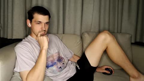 mateo_zeus online show from December 2024 05:22:01 PM