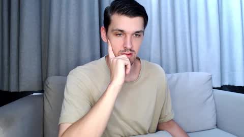 mateo_zeus online show from December 2024 02:35:01 AM