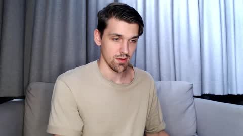 mateo_zeus online show from December 2024 05:42:02 AM