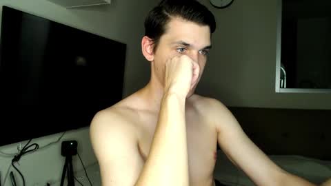 mateo_zeus online show from January 2025 04:29:02 PM