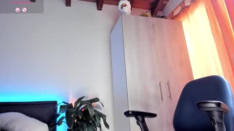 Snapshot of mateobaer_ chatting on January 2026 06:11:02 PM Mateo Baer online show from January 2026 06:11:02 PM