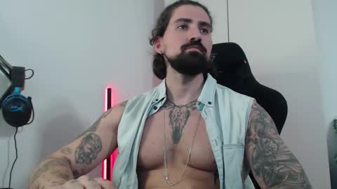 mateohalifa online show from October 2025 02:03:01 PM