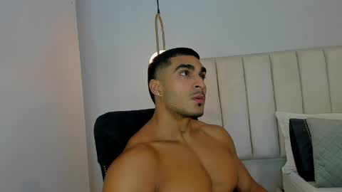 Snapshot of mateozar chatting on June 2026 09:37:02 PM Mateo Zar online show from June 2026 09:37:02 PM