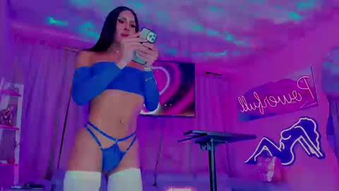 Powerfull  online show from September 2025 04:32:02 PM