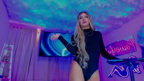 Powerfull  online show from September 2025 07:30:02 PM