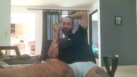 Matheus     online show from June 2026 06:32:01 PM