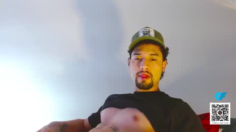 STRURIBE ON INSTAGRAM online show from November 2025 11:31:02 AM