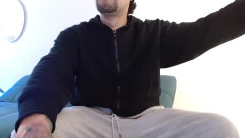 STRURIBE ON INSTAGRAM online show from February 2026 01:40:01 PM