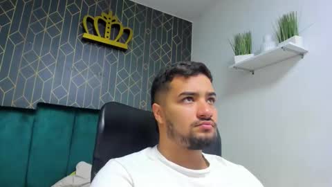 Snapshot of mathews_colton1 chatting on September 2025 11:43:01 AM Mathews online show from September 2025 11:43:01 AM