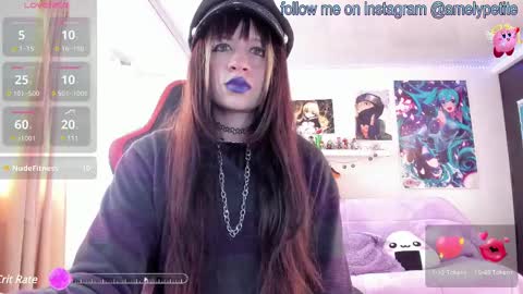 Snapshot of mathildalapetite chatting on February 2025 06:56:02 PM Mathilda Lapetite online show from February 2025 06:56:02 PM