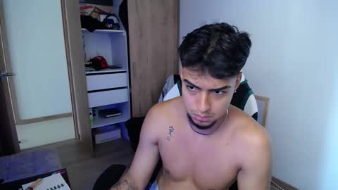 Snapshot of matias_bianco01 chatting on November 2025 04:40:02 PM matias online show from November 2025 04:40:02 PM