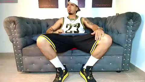 Snapshot of matias_costa chatting on October 2025 01:01:02 PM MATIAS COSTA online show from October 2025 01:01:02 PM