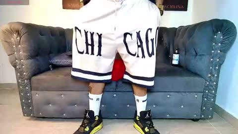 Snapshot of matias_costa chatting on November 2025 03:00:01 PM MATIAS COSTA online show from November 2025 03:00:01 PM